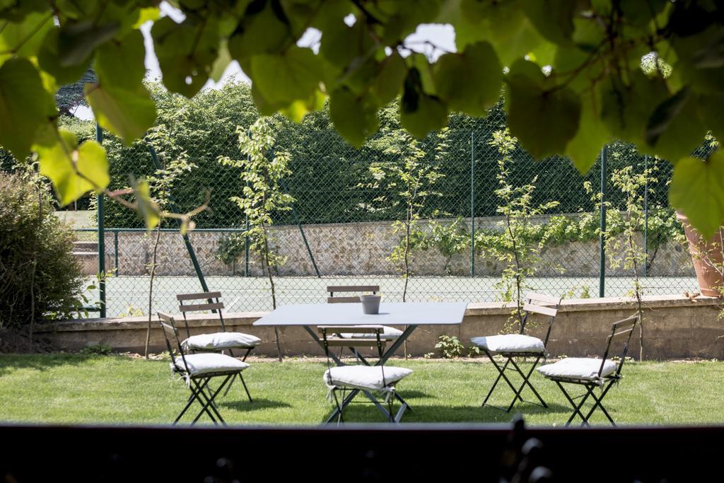 파리 Charmilles Des Cordeliers B&B 외부 사진
